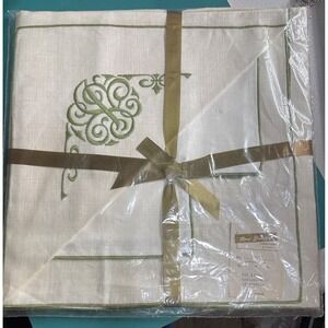 VTG Linen Napkins Embroidered Scroll Green Design Home Beautiful Creation